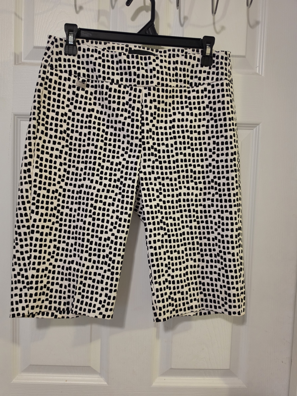 Black & White Printed Women’s Shorts Bermuda Small